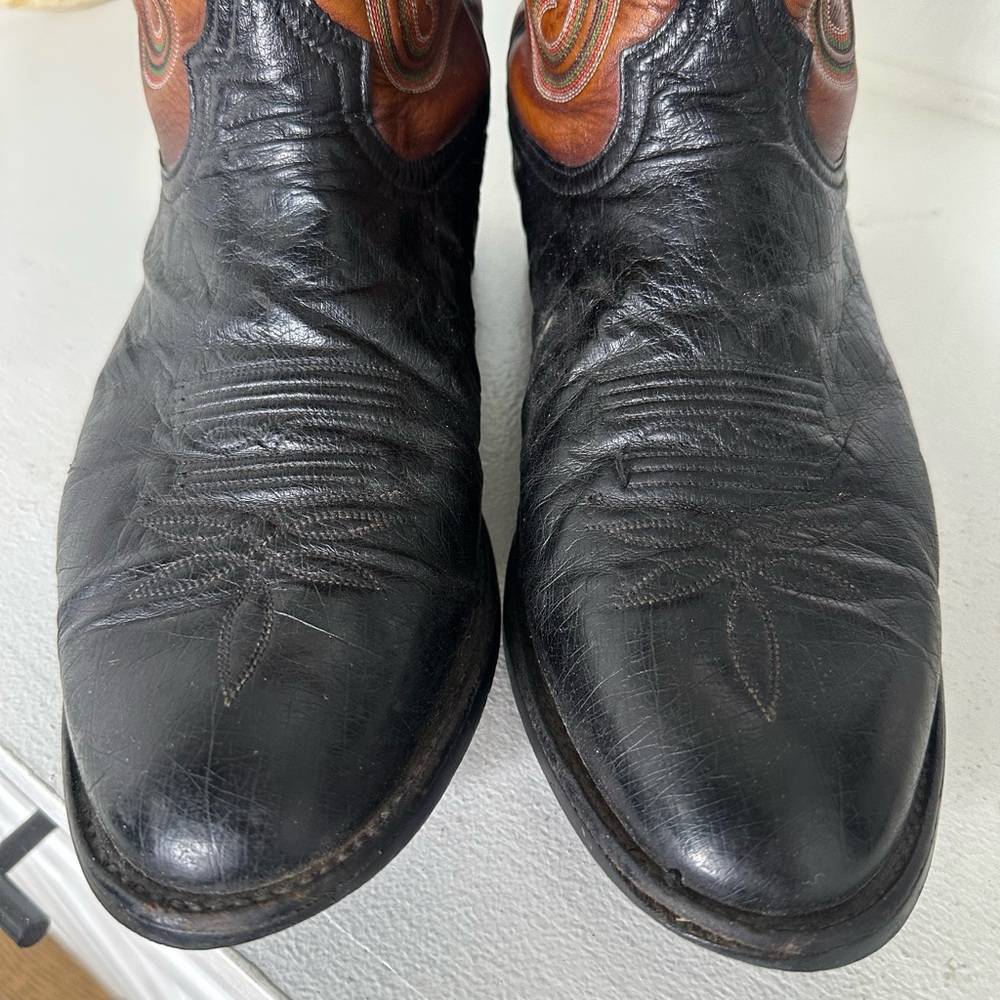 Vintage Tony Lama Two-Tone Cowboy Boots – Black & Cognac – Men’s 10.5 EE (Wide) - Picture 4 of 10